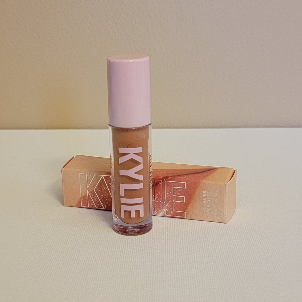 Kylie Jenner "Partner In Crime" High Gloss